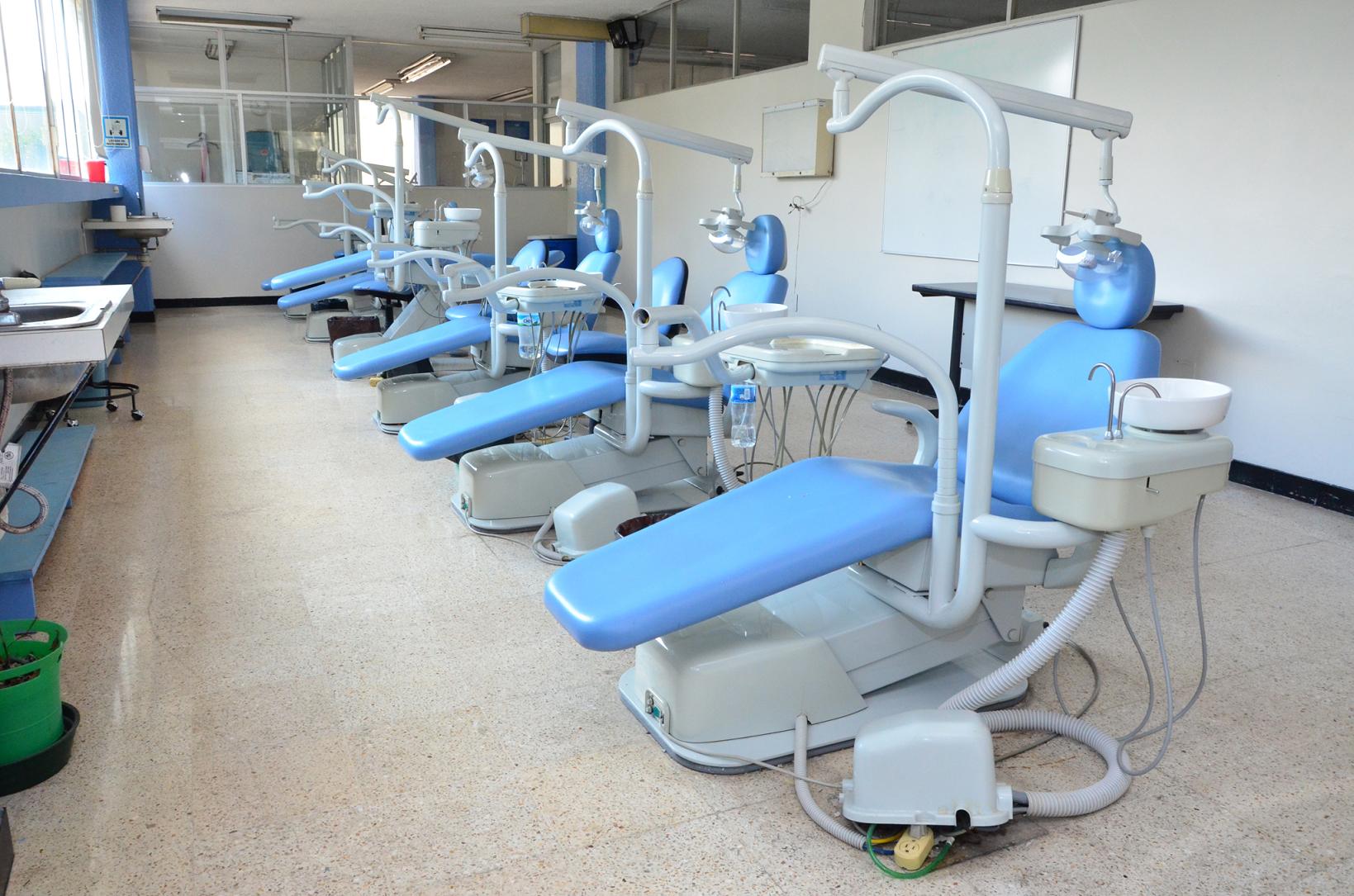 Universidades de Xalapa para Estudiar Odontología: ¡El Futuro de tus Hijos Comienza Aquí!