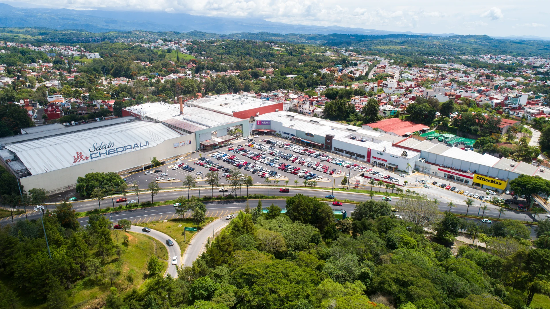 De Crystal a Las Américas: cuatro plazas que cuentan cómo cambió la forma de salir en Xalapa